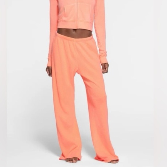 SKIMS Waffle Straight Leg Pant - Bright Peach - Picture 1 of 10